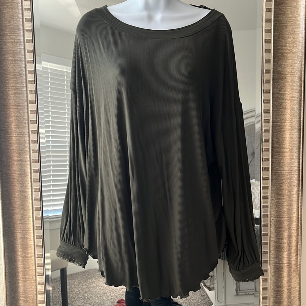 NWT Beautiful top by Free people